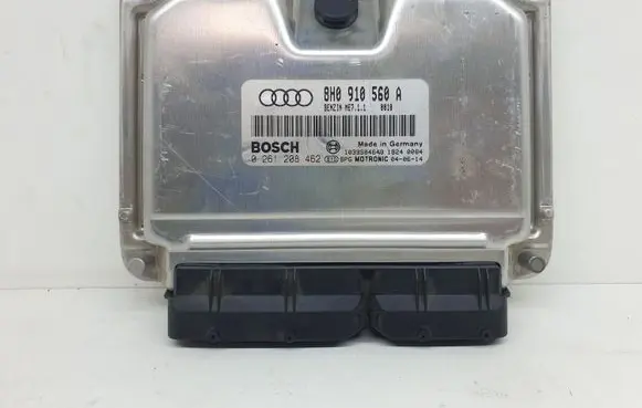Audi A4 S4 B7 8E 8H Engine control unit/module 8H0910560A 0261208462