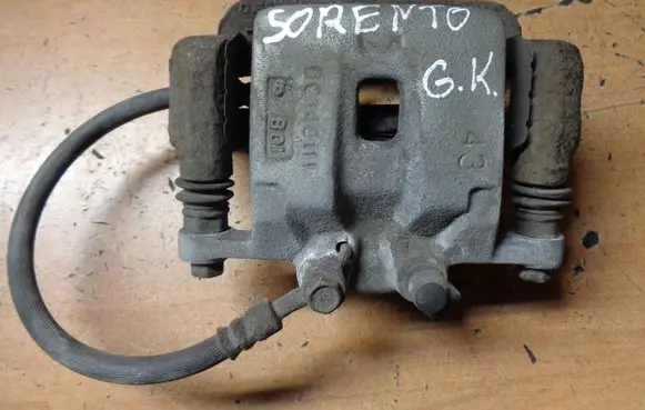 KIA Sorento Rear brake cylinder 