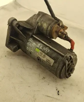 Renault Megane II Starter motor 8200331251 D7R49