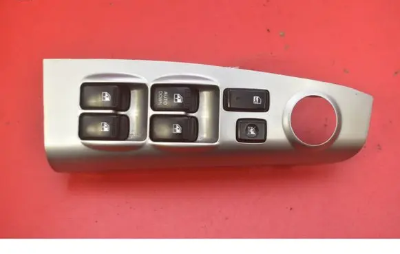 KIA Sportage Electric window control switch 93570-1F260WK