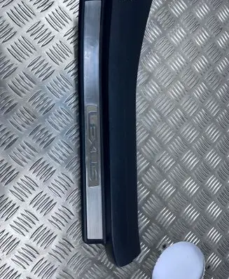 Lexus LS 430 Rear sill trim cover 6791750060 6791750070