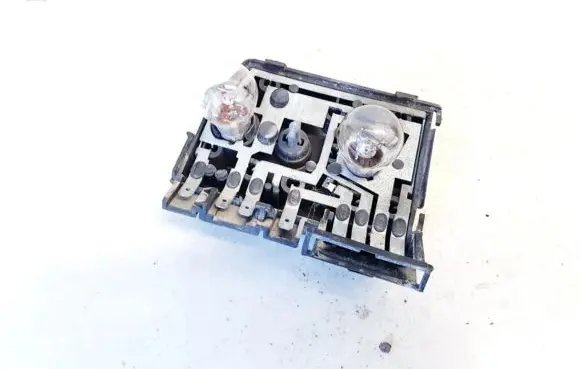 Audi A6 S6 C4 4A Tail light bulb cover holder bl3158b b5831bl