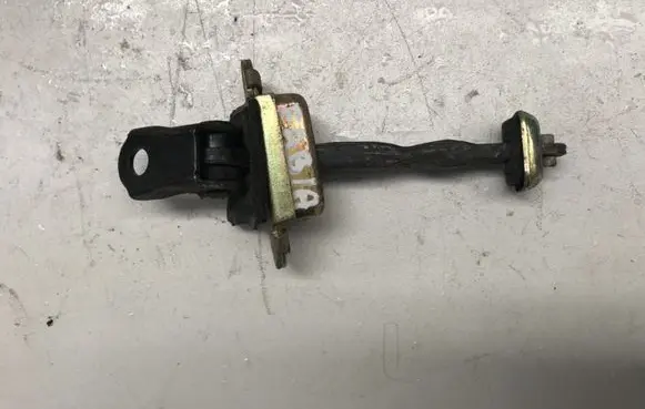 Skoda Fabia Mk1 (6Y) Rear door check strap stopper 6Y0839249G