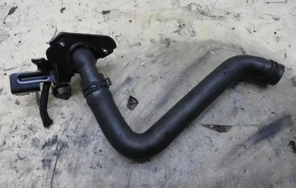 Jaguar XF X260 Engine coolant pipe/hose
