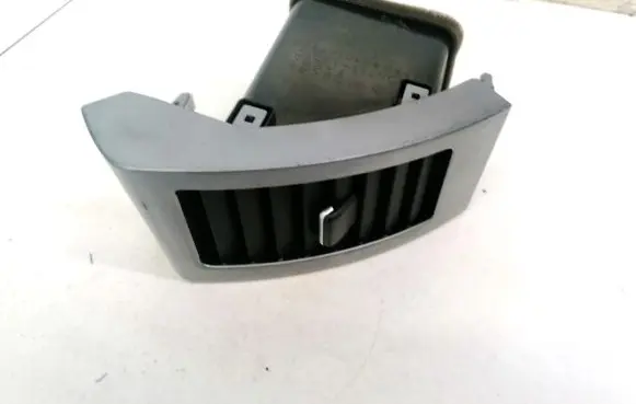 Mitsubishi Outlander Dash center air vent grill GN71114010 GN711-14010