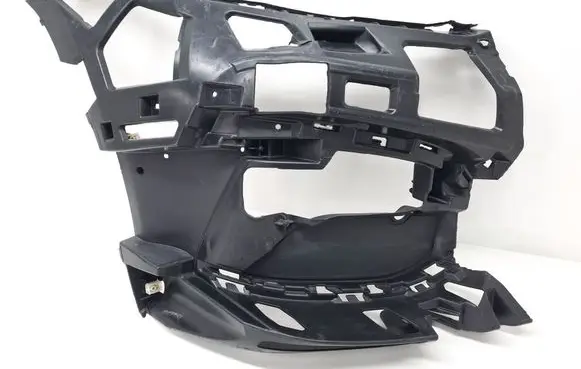 BMW 1 F40 Front bumper mounting bracket 51117459710