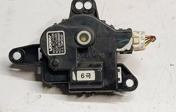 KIA Ceed Air flap motor/actuator D267-EBABA01 AC104005