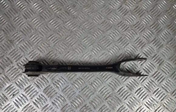 Rear control arm