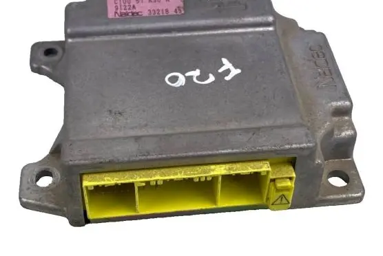 Mazda Premacy Airbag control unit/module C10057K30A 9122A 3321845