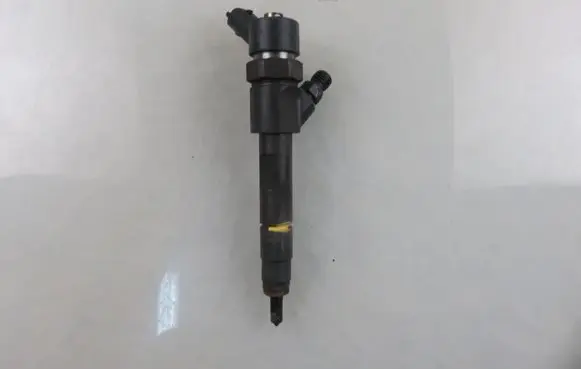 Fuel injector