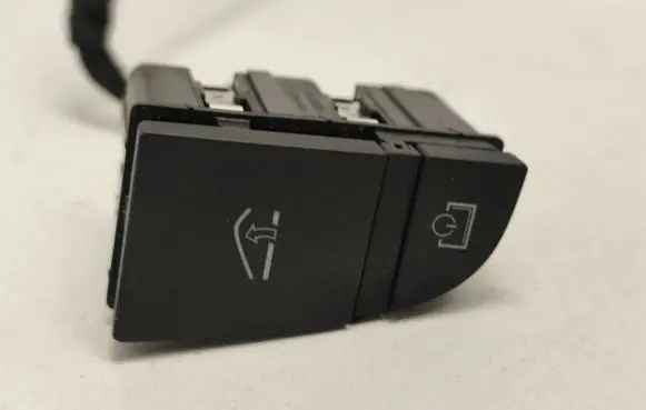 Audi A6 S6 C6 4F Other switches/knobs/shifts 050148072