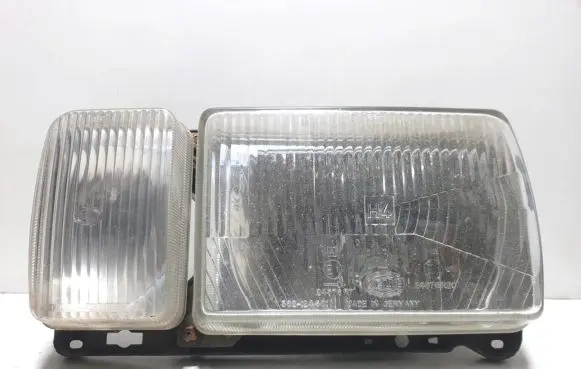 Volkswagen PASSAT Headlight/headlamp