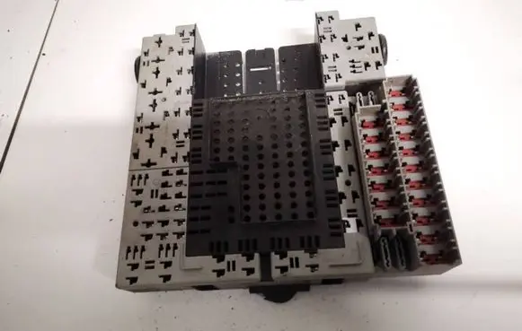 Volvo S80 Fuse box set 9441582 9162316