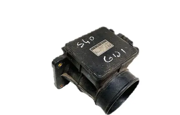 Mitsubishi Outlander Mass air flow meter E5T08271