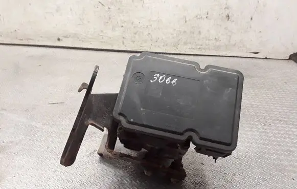 Chrysler PT Cruiser ABS Pump P05085249AB 25020610144