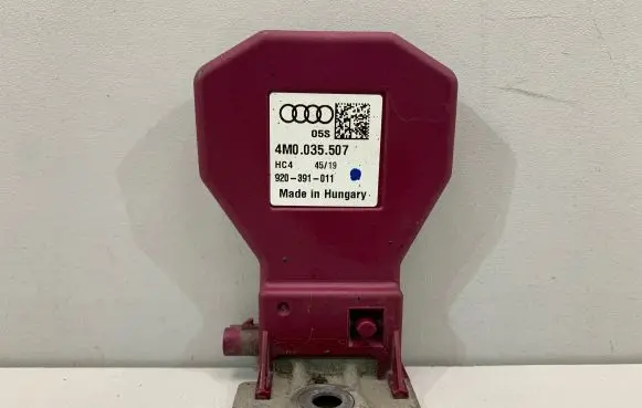 Audi A6 S6 C8 4K Bluetooth antenna 4M0035507