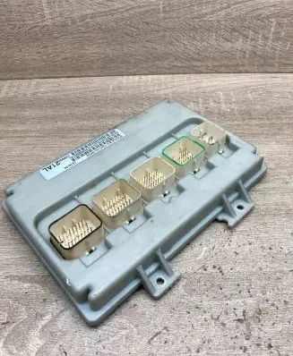 Chrysler Voyager Central body control module 04686921AL TQH115119FOS P04686921AL