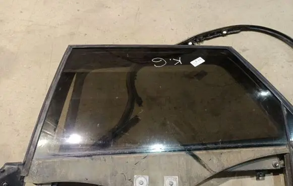 Audi A6 S6 C6 4F Rear door window glass AS2