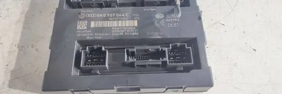 Audi A4 S4 B8 8K Comfort/convenience module 8K0907064C 00002001B 5DK00991821