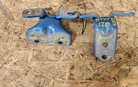 Hyundai i20 (BC3 BI3) Rear door hinge set 