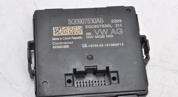 Seat Leon (5F) Trunk lid opening control unit 5Q0907530AB