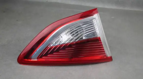 Ford Escape Tailgate rear/tail lights CJ5413A603AJ