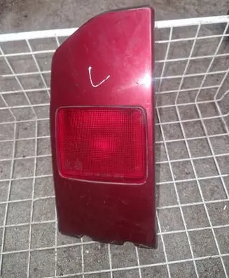 Suzuki Vitara (ET/TA) Rear/tail lights E67409