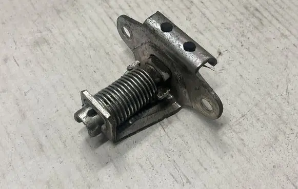 Mitsubishi L200 Tailgate/trunk/boot tension spring 