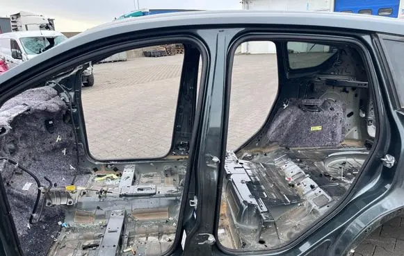 Ford Kuga II Sill 