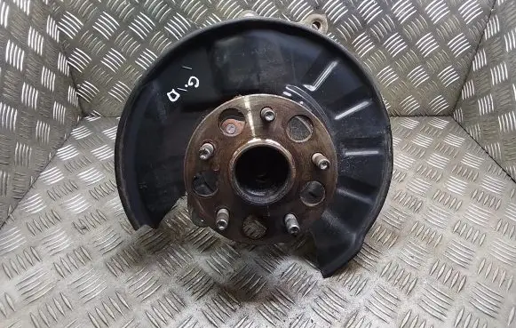 Lexus ES 250 - 300 - 330 Rear wheel hub R21R