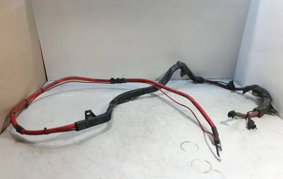 BMW 3 E90 E91 Positive cable (battery) 15974510 9205520 9205519