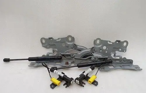 BMW M4 G82 G83 Engine bonnet/hood hinges 8494431