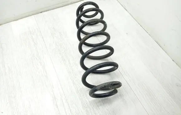 Peugeot 3008 I Rear coil spring