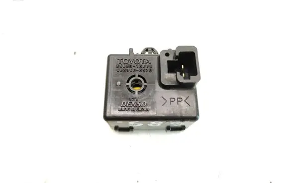 Toyota Avensis T250 Other control units/modules 8665013010 0689003570