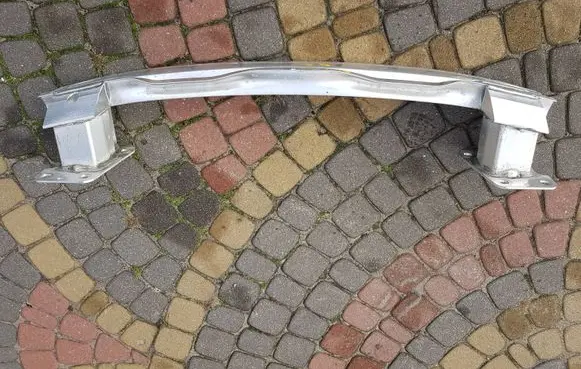 Audi Q7 4M Rear bumper support beam 4M0807309