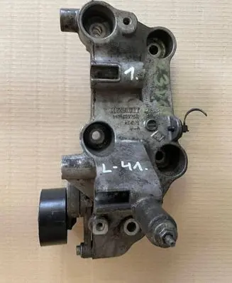 Renault Master III Generator/alternator bracket 117102273R