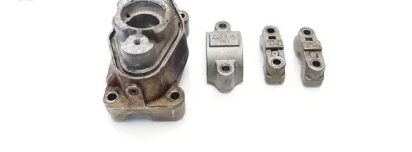 BMW 7 F01 F02 F03 F04 Camshaft holder 7567866