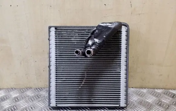 Air conditioning (A/C) radiator (interior)