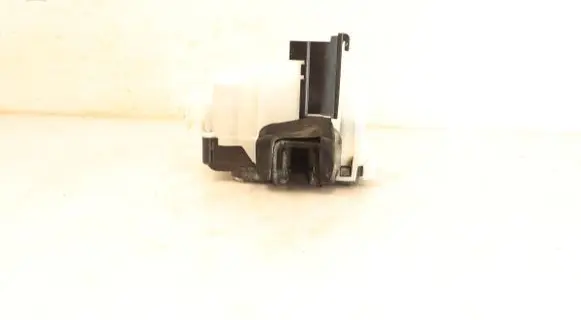 Fiat Doblo Sliding door lock 