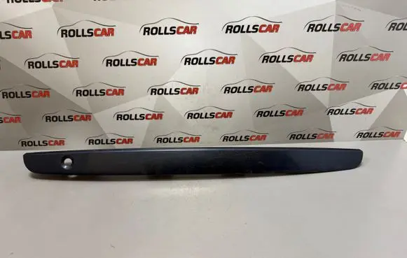 Mazda 323 F Trunk door license plate light bar 89012