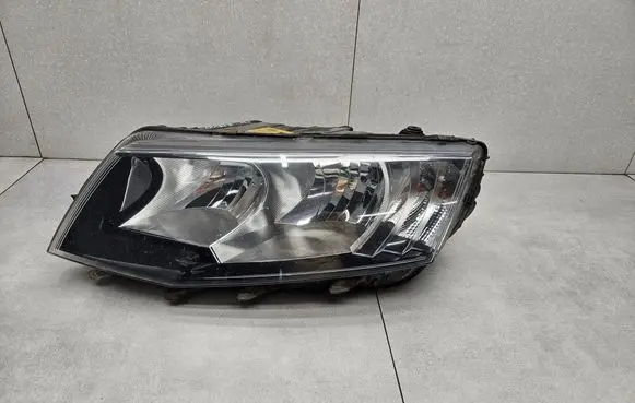 Skoda Octavia Mk3 (5E) Headlight/headlamp 5E2941015