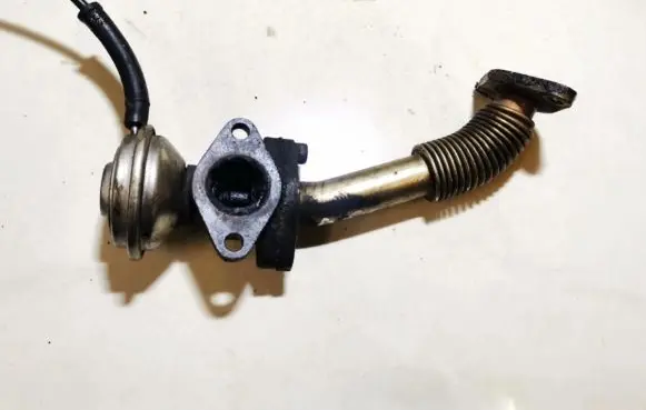Audi A6 S6 C4 4A EGR valve 046131503A 94T328