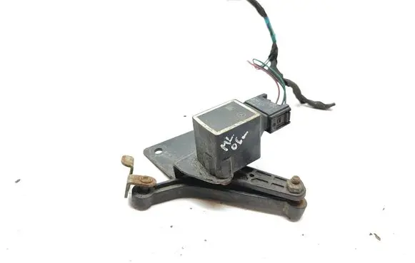 Mercedes-Benz ML W164 Air suspension front height level sensor A0105427717