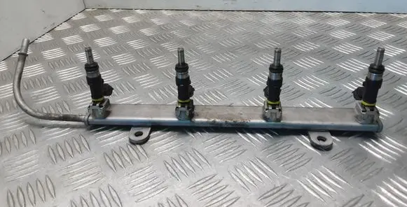 Mitsubishi Outlander Fuel injectors set KME340C 1465A412
