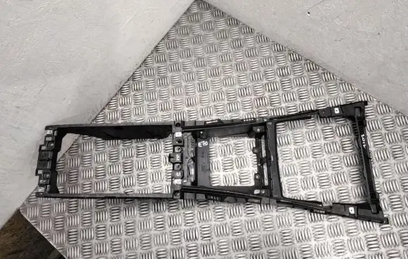 BMW X5 E70 Center console 70W200203 0117821