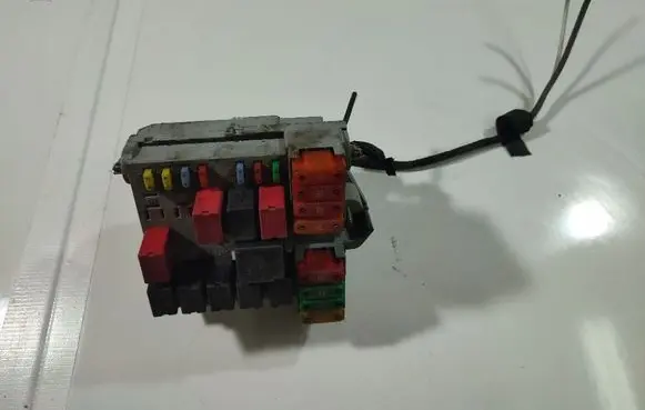 Fiat Bravo Fuse box set 11908