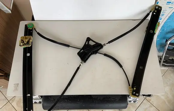 Audi A6 S6 C7 4G Front window lifting mechanism without motor 4G0837461