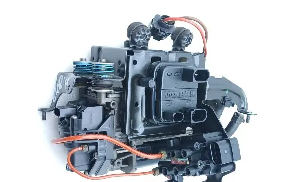 Porsche Cayenne (9Y0 9Y3) Air suspension compressor/pump 4M0616005H