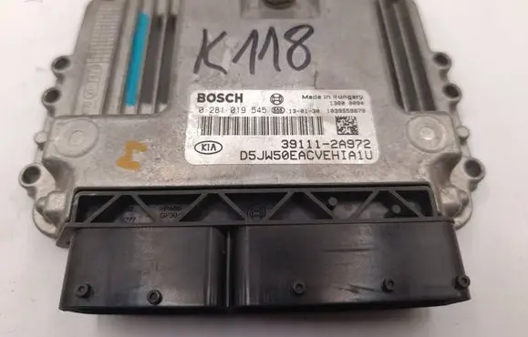 KIA Ceed Engine control unit/module 0281019545 391112A972 1039S59670