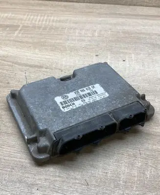 Skoda Octavia Mk1 (1U) Engine control unit/module ECU 038906018GM 0281010181